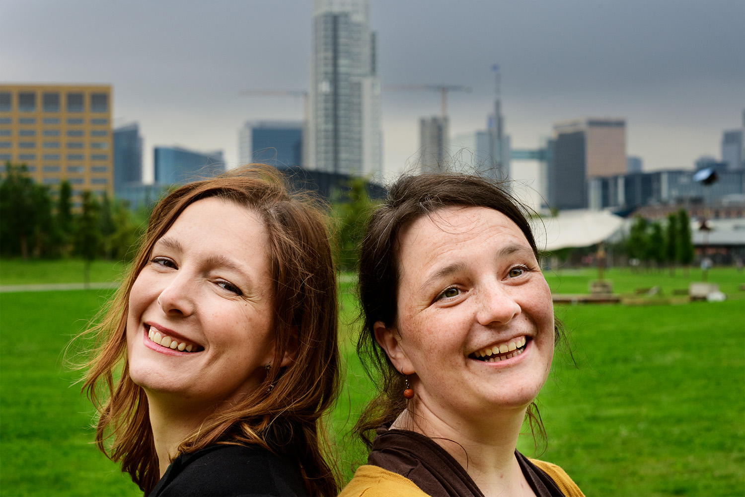 Portrait of Evi and Sandrijn © Bram Penninckx