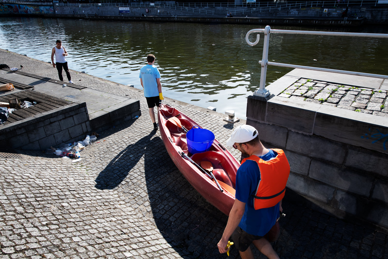 CANAL IT UP & RIVER CLEAN UP © Bram Penninckx