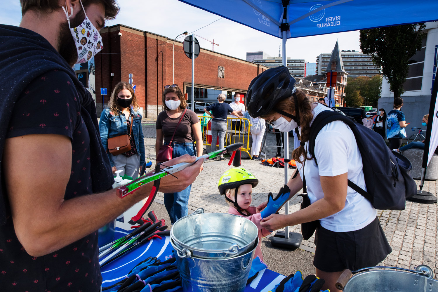 CANAL IT UP & RIVER CLEAN UP © Bram Penninckx